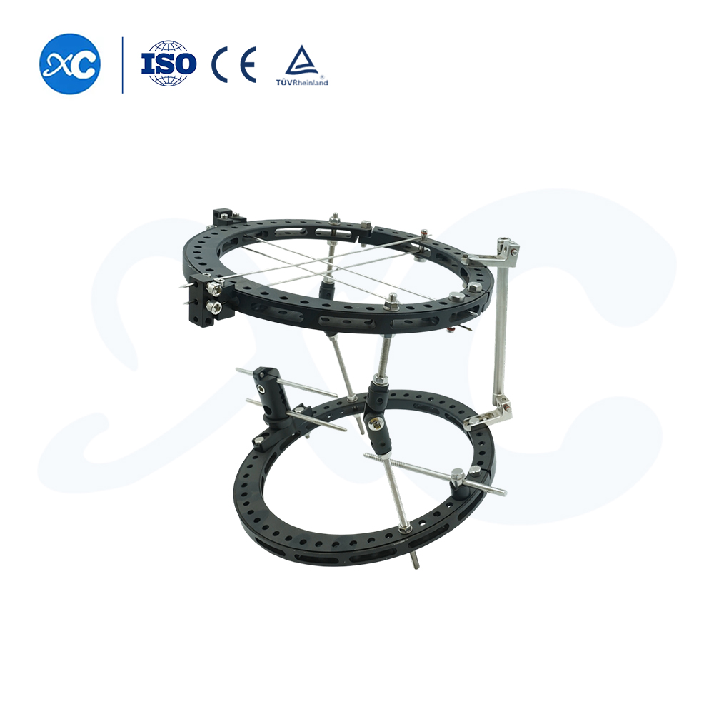 Внешний фиксатор таза и лодыжки