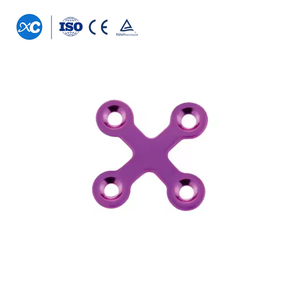 1.5 Челюстно-лицевая пластина Micro X-Plate