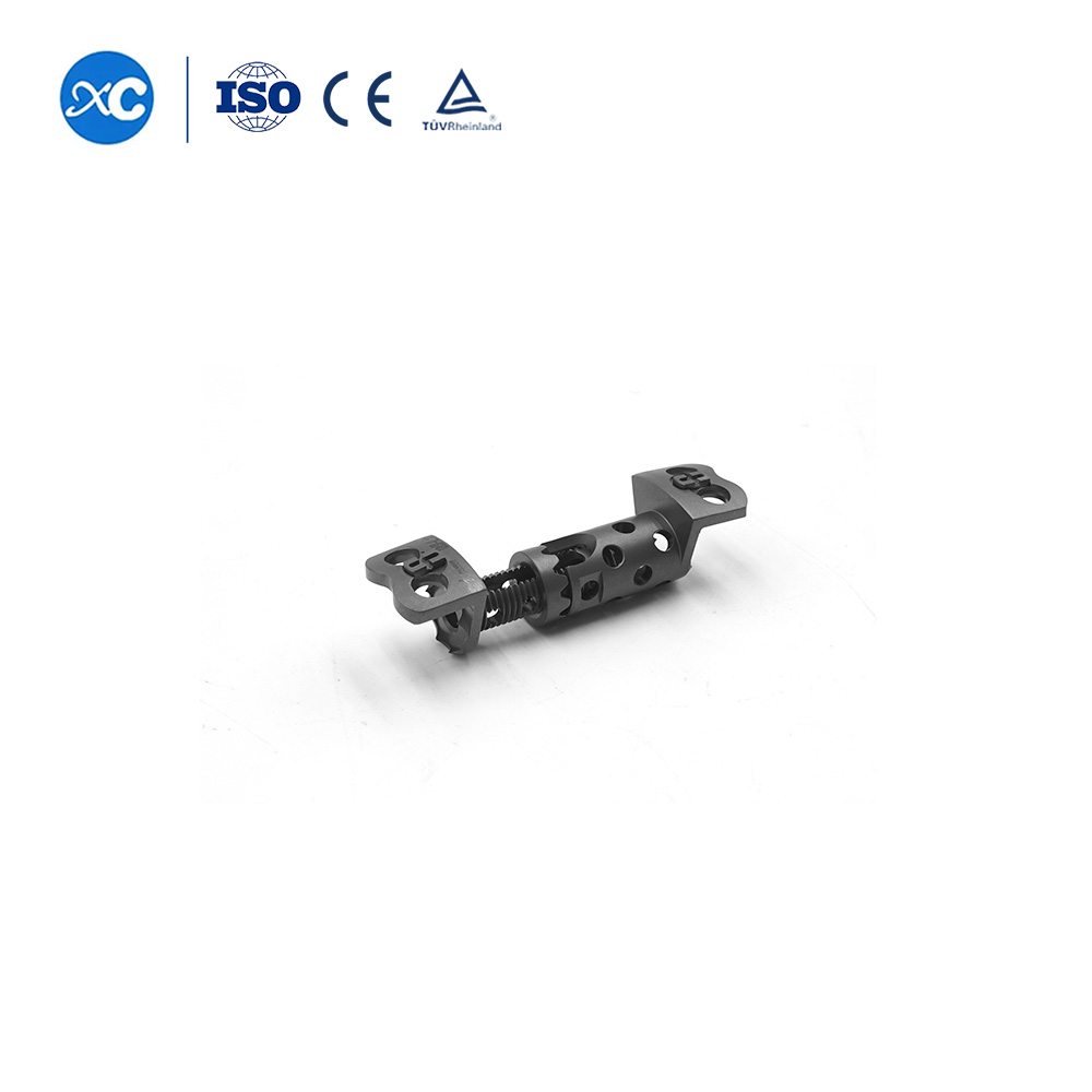 Расширяемая титановая клетка II