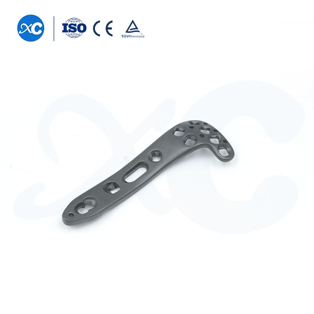 Латеральная полиаксиальная фиксирующая пластина для плато большеберцовой кости